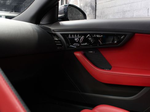 Used 2020 Jaguar F-TYPE R-Dynamic image 33