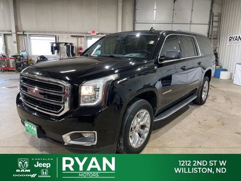 Used 2017 GMC Yukon XL SLT image 5