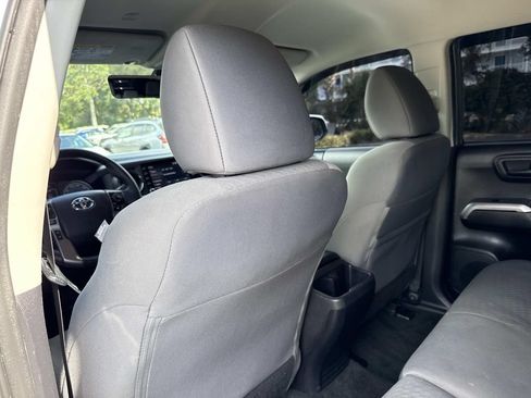 Used 2021 Toyota Tacoma SR5 RWD image 14