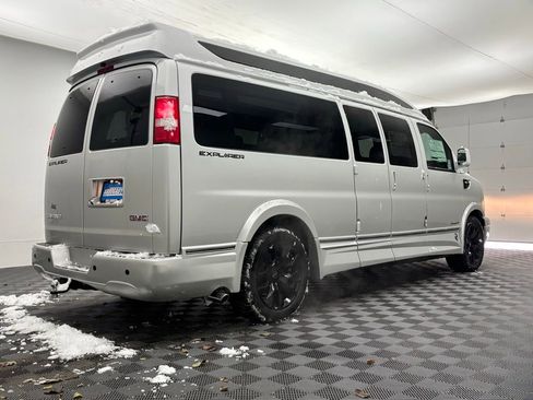 New 2025 GMC Savana 2500 Extended w/ Driver Convenience Package image 7