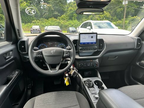 Used 2022 Ford Bronco Sport image 10