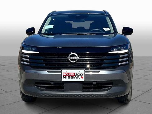 New 2026 Nissan Kicks SV image 3