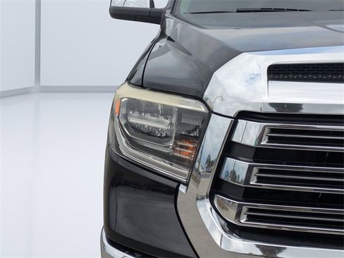 Used 2019 Toyota Tundra 1794 Edition image 9