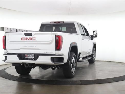 Used 2024 GMC Sierra 2500 Denali w/ Denali Reserve Package AWD/4WD image 7