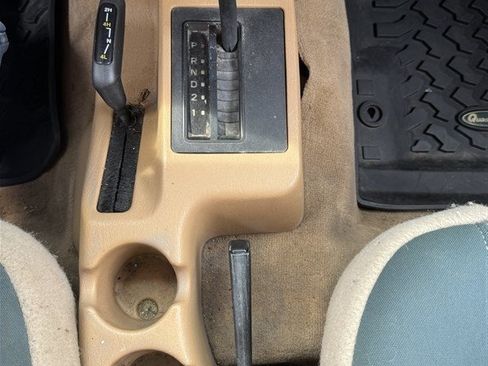 Used 1998 Jeep Wrangler SE AWD/4WD image 18