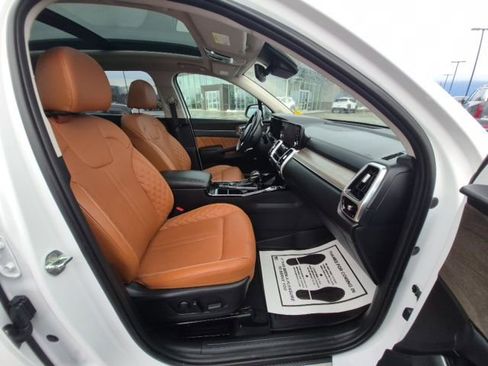 Used 2022 Kia Sorento SX Prestige w/ Rust Color Package image 26