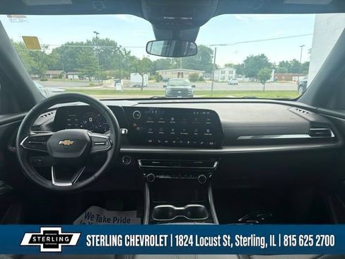 Certified 2026 Chevrolet Traverse LT AWD/4WD image 9