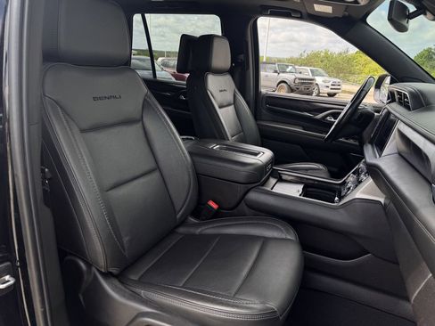 Used 2021 GMC Yukon Denali image 29
