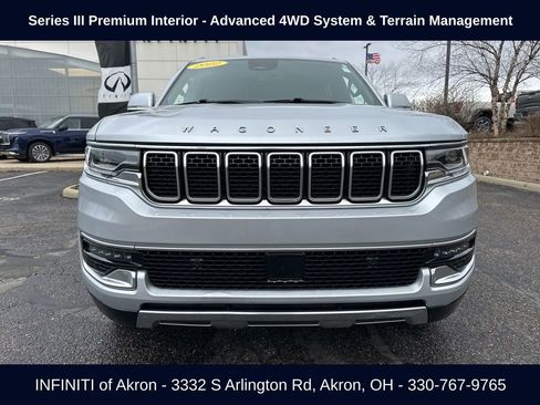 Used 2022 Jeep Wagoneer Series III w/ Flexible Seating Group AWD/4WD image 18