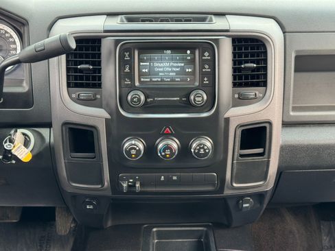 Used 2014 RAM 2500 Tradesman w/ Chrome Appearance Group image 20
