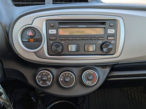 Used 2012 Toyota Yaris SE image 24