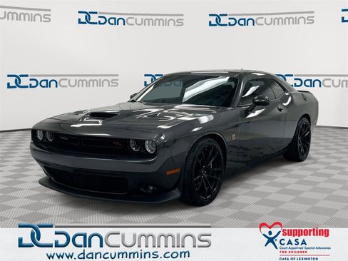 Used 2022 Dodge Challenger R/T Scat Pack w/ Dynamics Package image 1