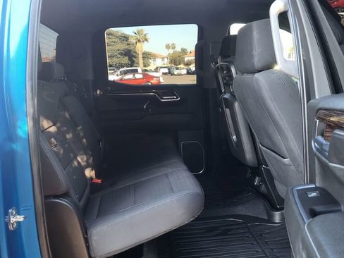 Used 2022 GMC Sierra 1500 Elevation w/ LPO, Elevation Black Package image 18