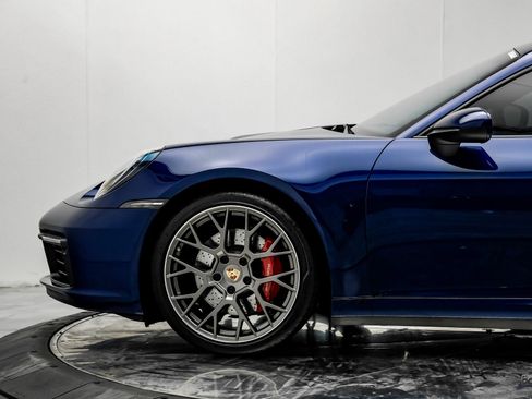 Used 2020 Porsche 911 Carrera 4S image 6
