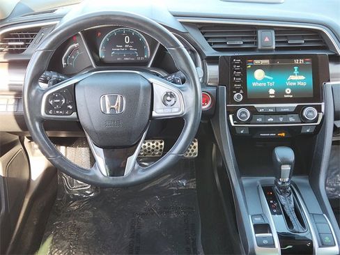 Used 2019 Honda Civic Touring image 26