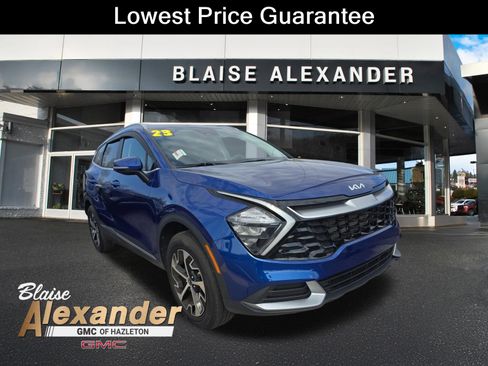 Used 2023 Kia Sportage EX AWD/4WD image 1
