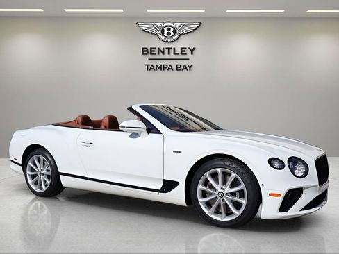 Used 2024 Bentley Continental GT image 12