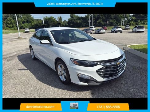 Used 2023 Chevrolet Malibu LS w/ Driver Confidence Package FWD image 3