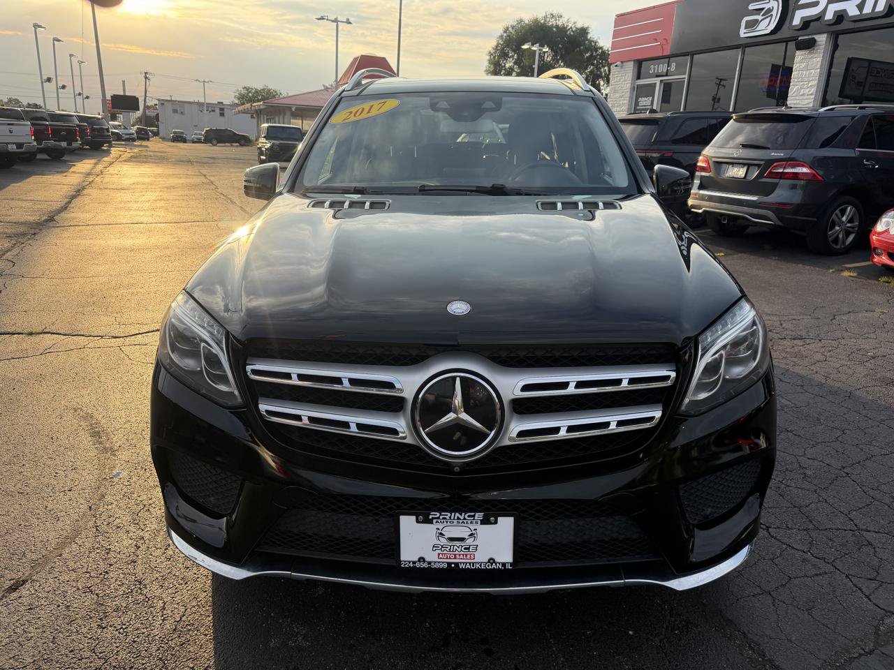Used 2017 Mercedes-Benz GLS 550 4MATIC image 2