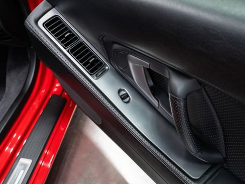 Used 2005 Acura NSX T image 30