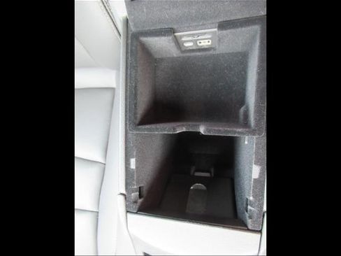 Used 2025 Cadillac XT5 Premium Luxury FWD image 29