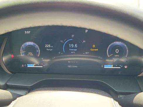 Used 2022 Jeep Grand Cherokee Overland w/ Luxury Tech Group IV image 25