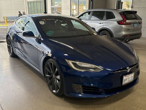 Used 2016 Tesla Model S 90D image 8