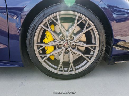 Used 2025 Chevrolet Corvette Stingray Premium Conv w/ Z51 Performance Package RWD image 55
