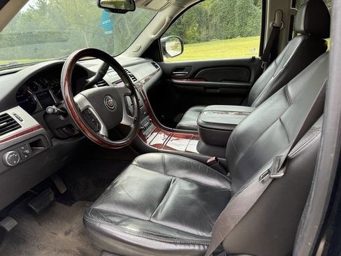Used 2007 Cadillac Escalade 2WD image 16
