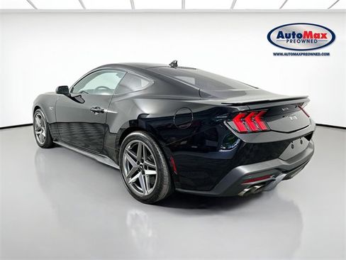 Used 2024 Ford Mustang GT Premium image 5