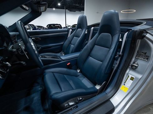 Used 2015 Porsche 911 Turbo w/ Sport Chrono Package AWD/4WD image 22