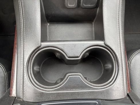 Used 2020 GMC Yukon SLT w/ Open Road Package image 23