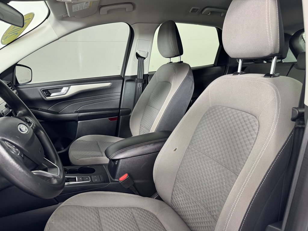 Used 2021 Ford Escape SE FWD image 13