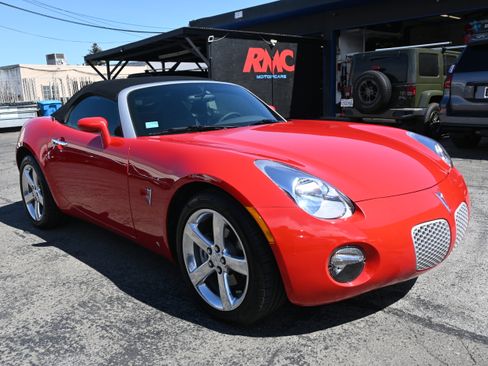 Used 2006 Pontiac Solstice Convertible w/ Power Package image 10