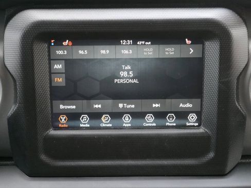 Used 2022 Jeep Gladiator Sport image 16