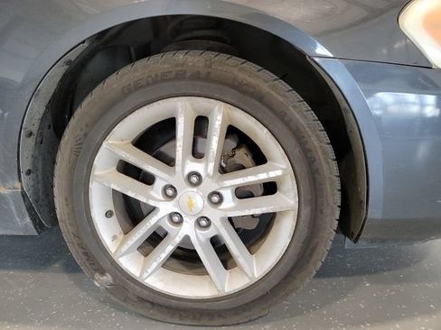 Used 2010 Chevrolet Impala LTZ FWD image 16