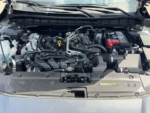 Used 2025 Nissan Altima 2.5 SV image 28