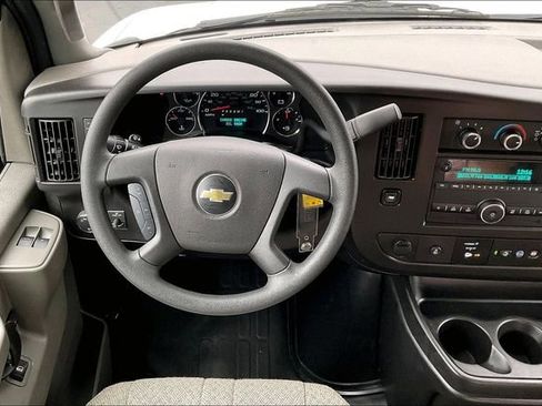 Used 2024 Chevrolet Express 3500 w/ Power Convenience Package RWD image 5