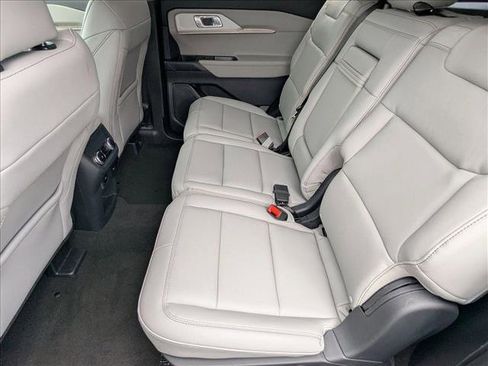 New 2025 Ford Explorer Active w/ Active Comfort Package image 15