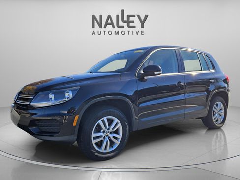Used 2014 Volkswagen Tiguan S image 1