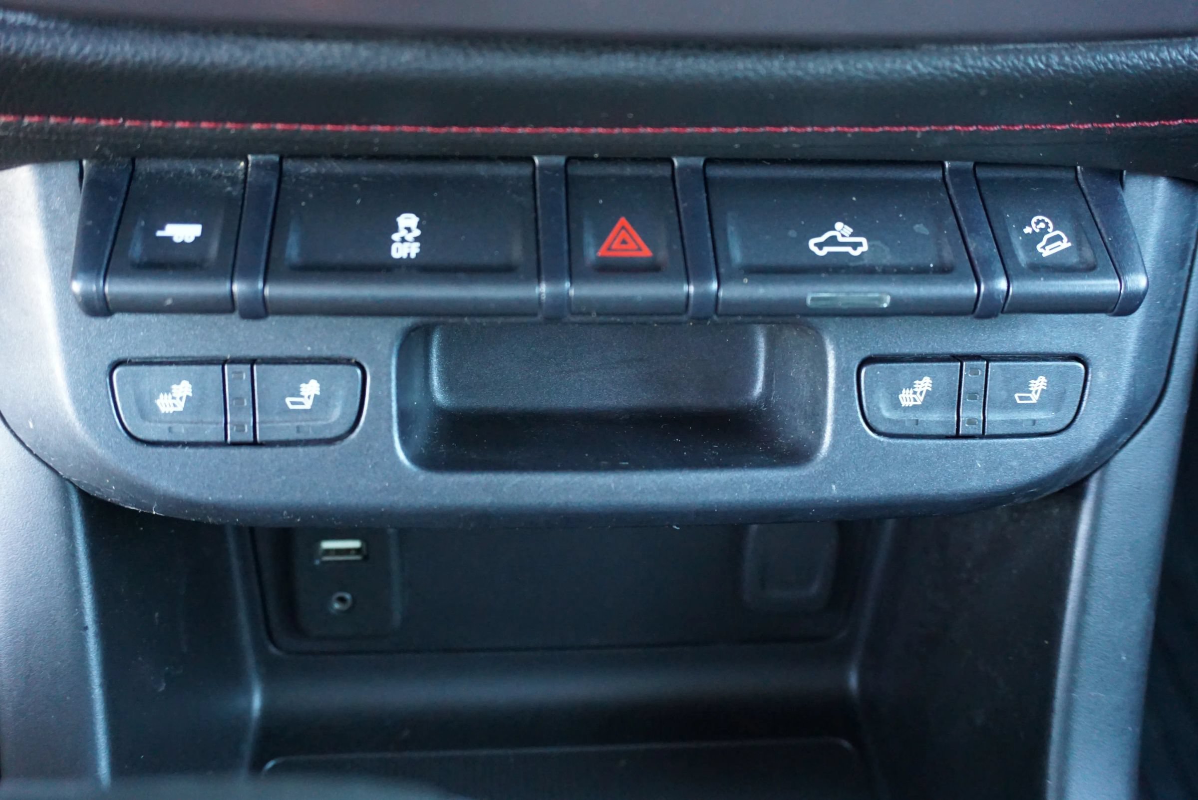 Used 2018 GMC Canyon All Terrain w/ Trailering Package AWD/4WD image 34