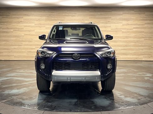 Used 2024 Toyota 4Runner TRD Off-Road image 6