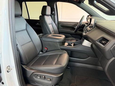 Used 2023 Chevrolet Tahoe LT RWD image 17