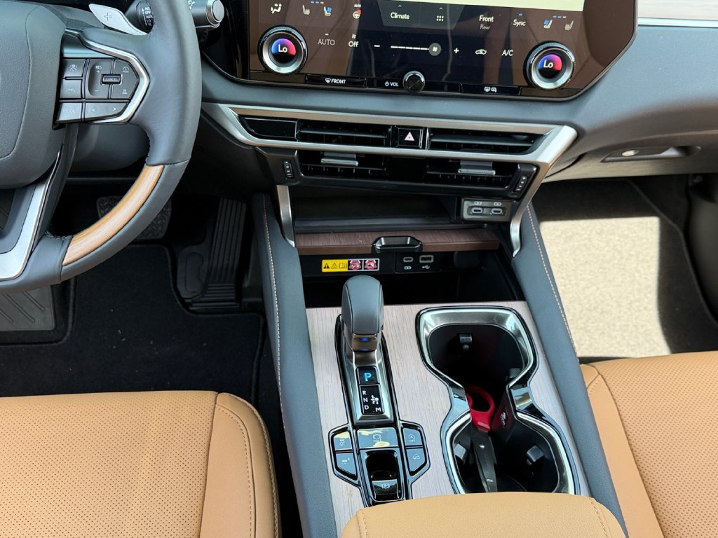 New 2026 Lexus RX 350 Premium AWD/4WD image 10