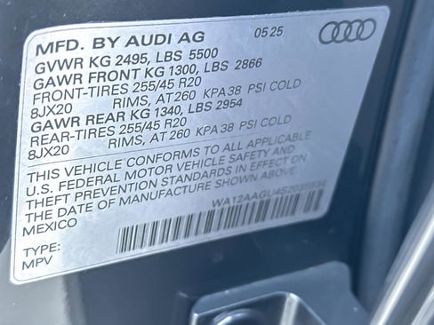 Certified 2025 Audi Q5 Premium Plus w/ Premium Plus image 29