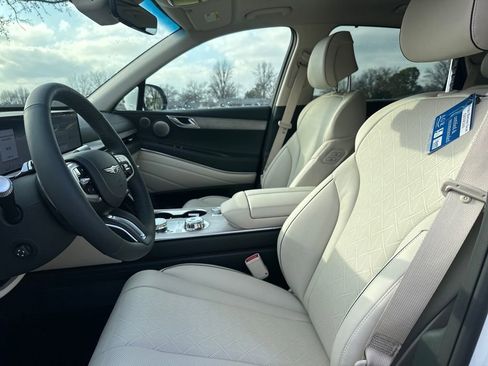 New 2026 Genesis GV80 2.5T Prestige image 13