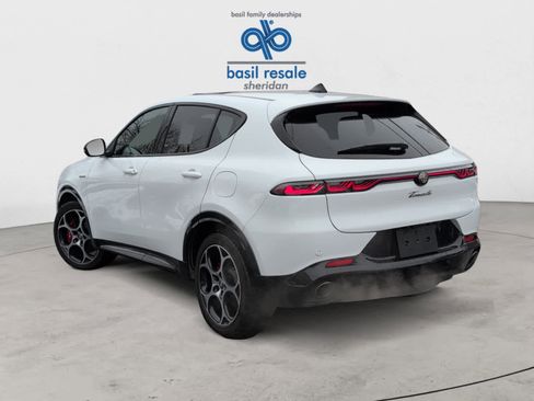 Used 2024 Alfa Romeo Tonale Veloce image 9