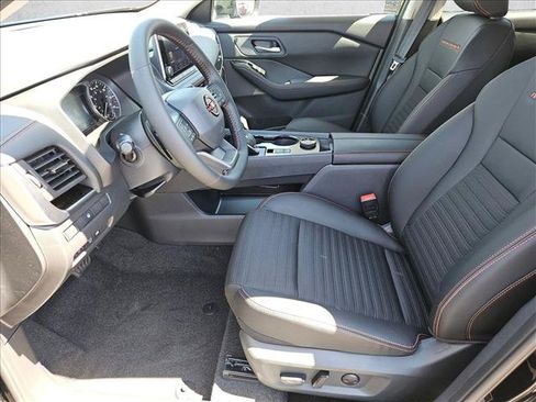 New 2026 Nissan Rogue SV AWD/4WD image 4