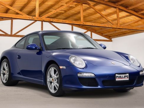 Used 2009 Porsche 911 Carrera RWD image 4