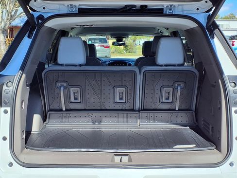 Used 2020 Chevrolet Traverse Premier w/ LPO, Floor Liner Package image 6